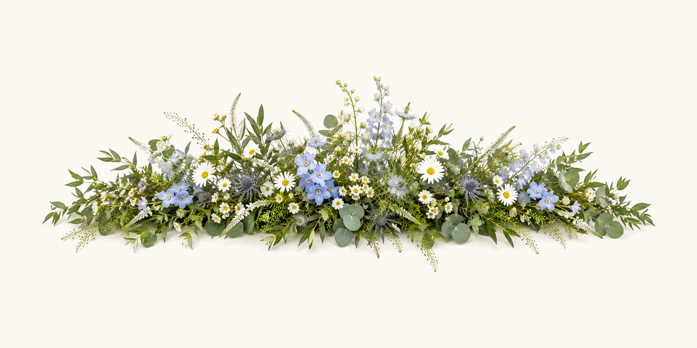 The Hackney Blue garland